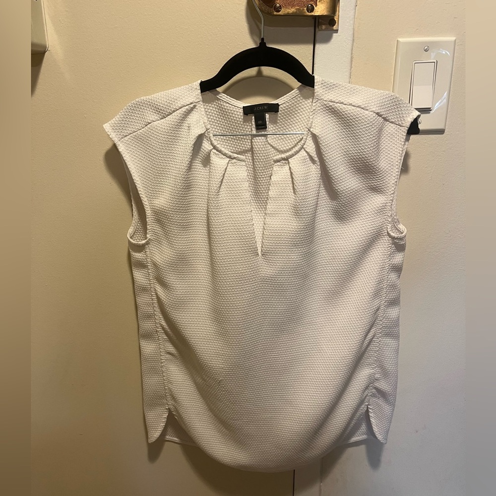 J crew sale!! Versatile white shell top that goes with all types of bottoms.